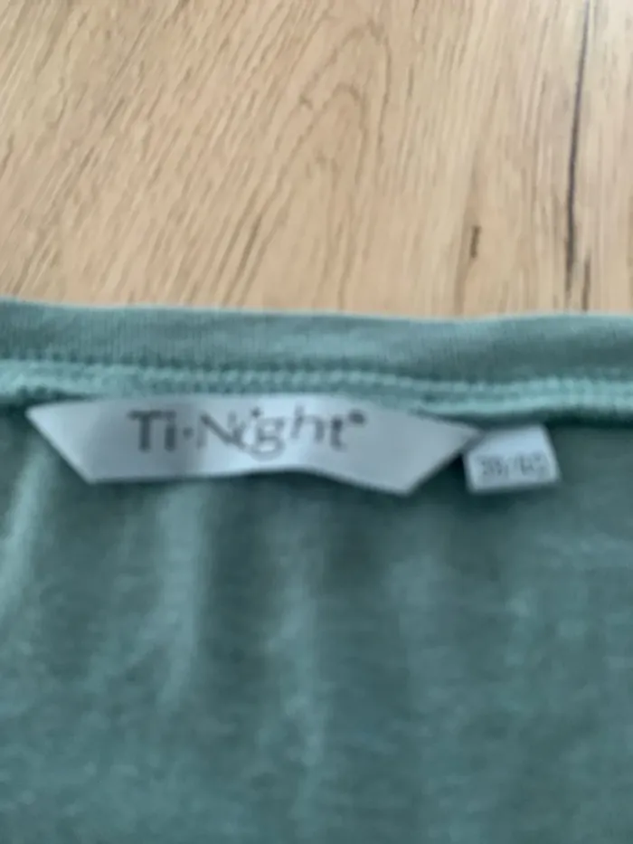 Teeshirt de nuit taille 38/40 - photo numéro 2