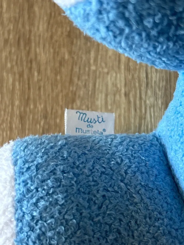 Peluche Musti / Mustela / 27‑28 cm / Très bon état / rare car pas vendu seul en surface - photo numéro 3