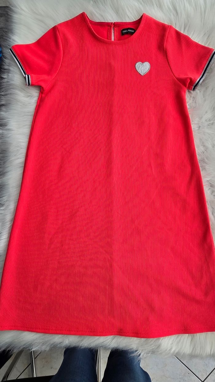 Neuve (non portée)🤩😍🩷 robe mc 12 ans fille 🩷🤩😍 - photo numéro 3