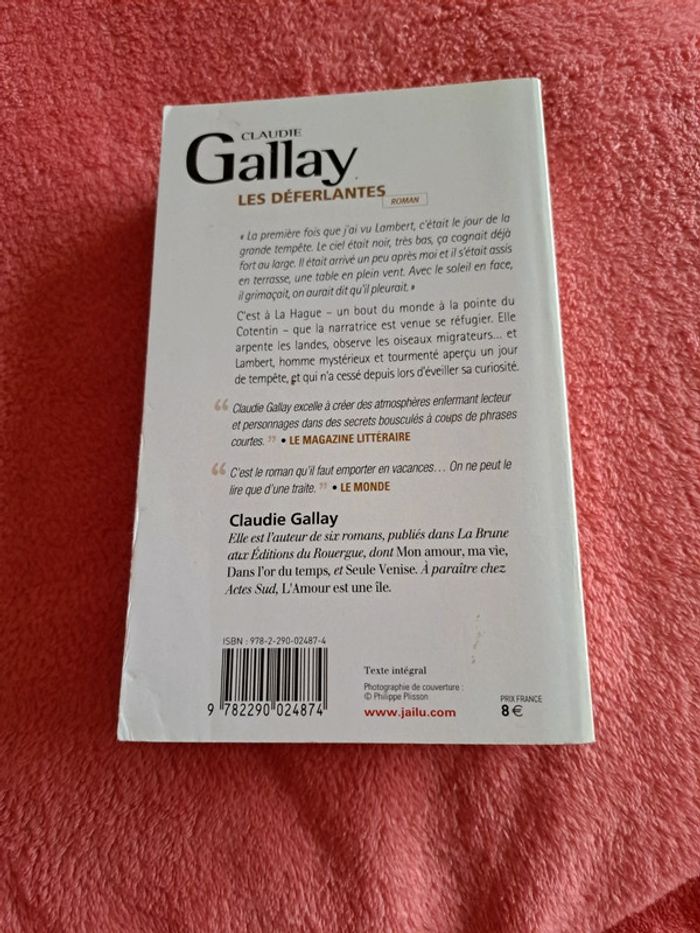Livre Les déferlantes de Claudie Gallay - photo numéro 2