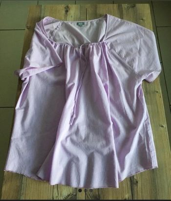 Jolie Blouse 54/56 valeur 20 €