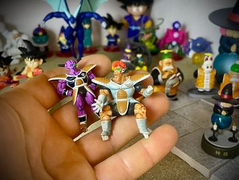 Petites figurines dragon ball capsule megahouse villa do Ginue