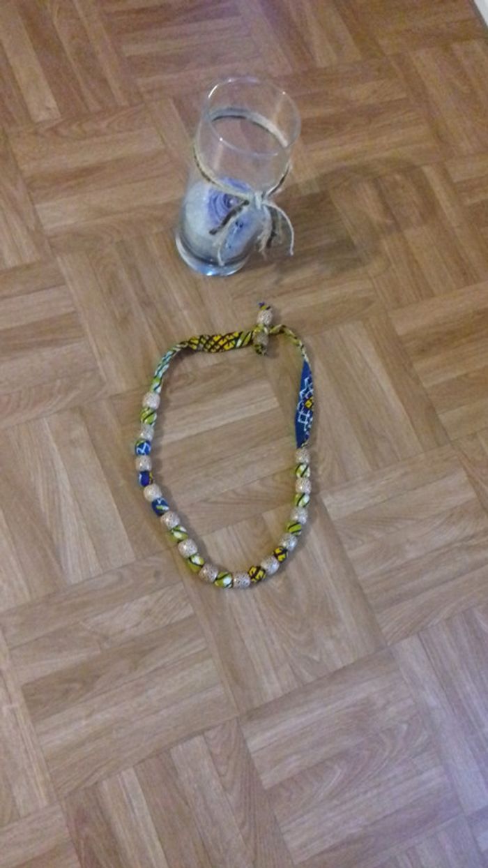 Collier wax et perles en bois