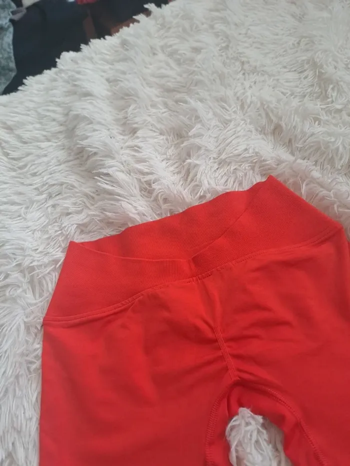 Short Women’s Best Define 2.0 XS – Lava Red 🔥 Neuf avec étiquette - photo numéro 6