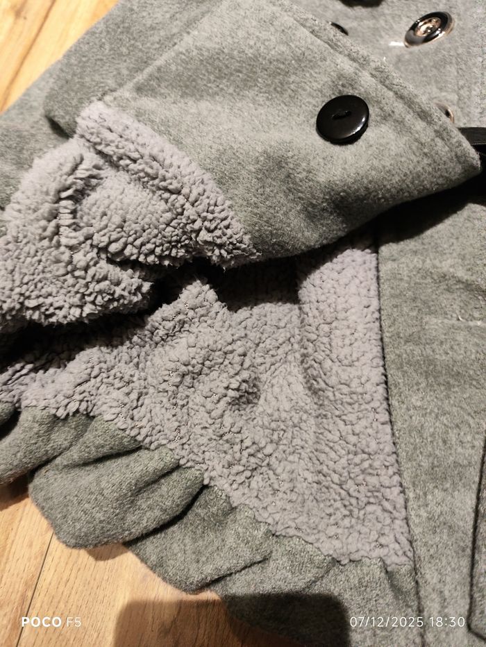 Petit manteau fille gris avec béret taile 6 mois - photo numéro 5