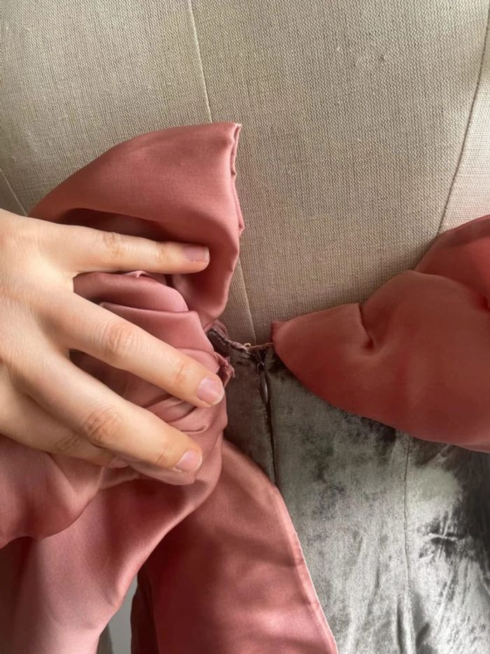 Robe bustier en velours de soie sur mesure - photo numéro 7