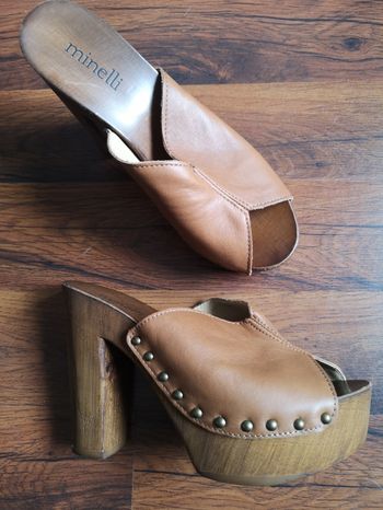 Sabot bois et cuir  couleur cognac