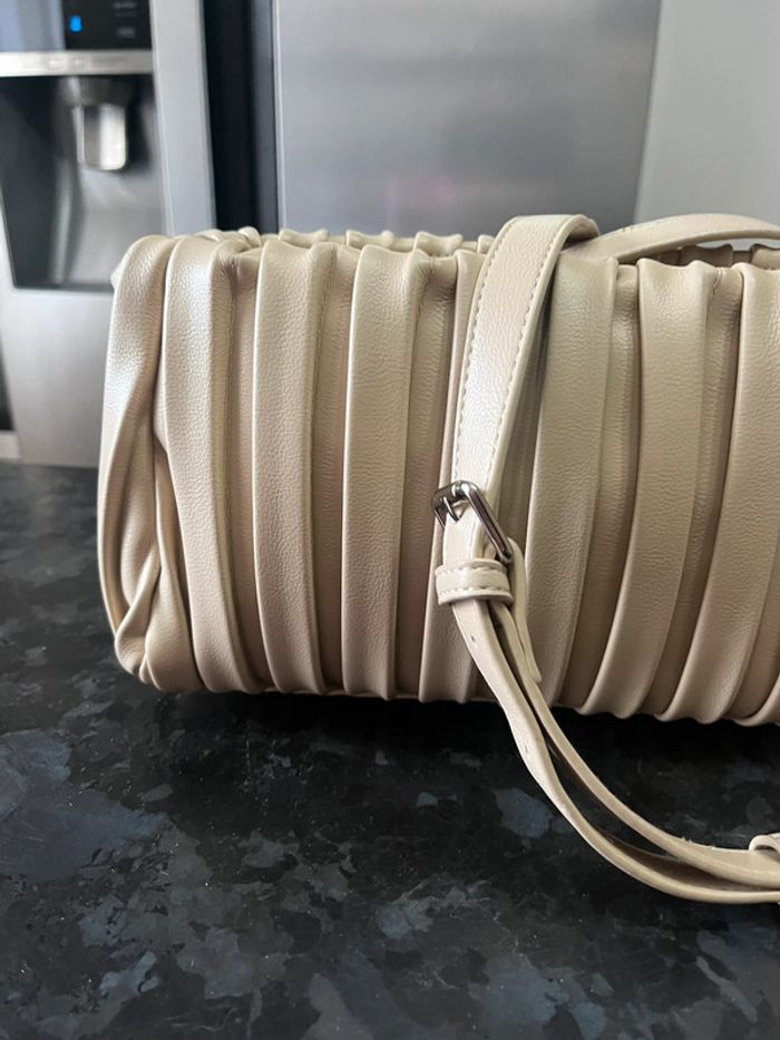 Petit sac beige 🤍 - photo numéro 2