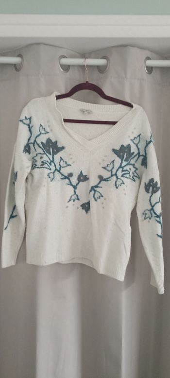 Pull en laine taille 1 un jour ailleurs