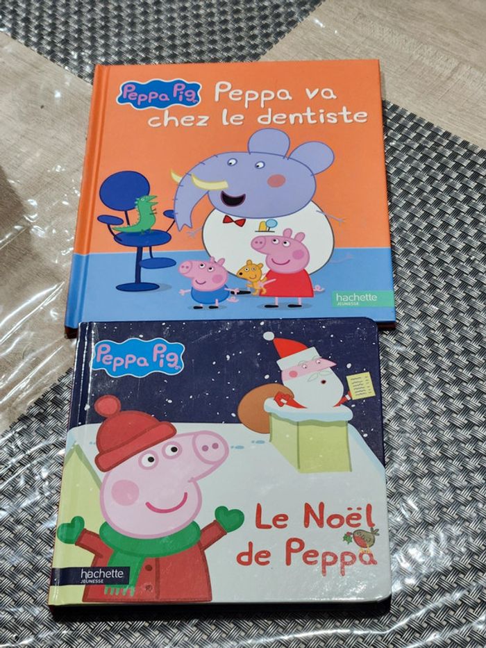 2 livres Peppa Pig