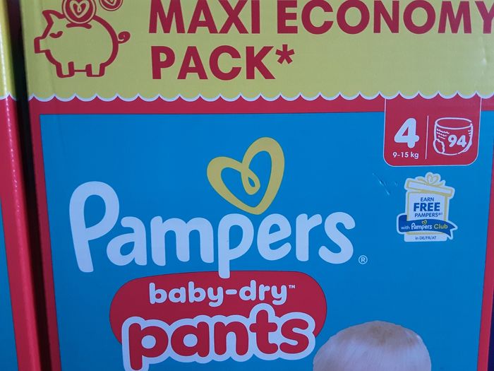 1 carton de pants  pampers taille 4 (9-15kg) - photo numéro 2