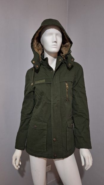 Veste d hiver epaisse taille S neuve