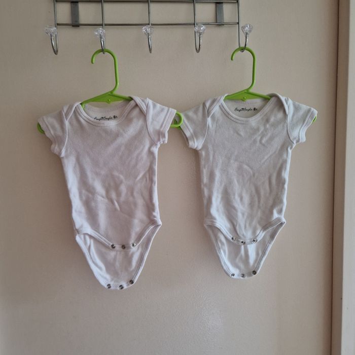 6 mois 2 body blanc