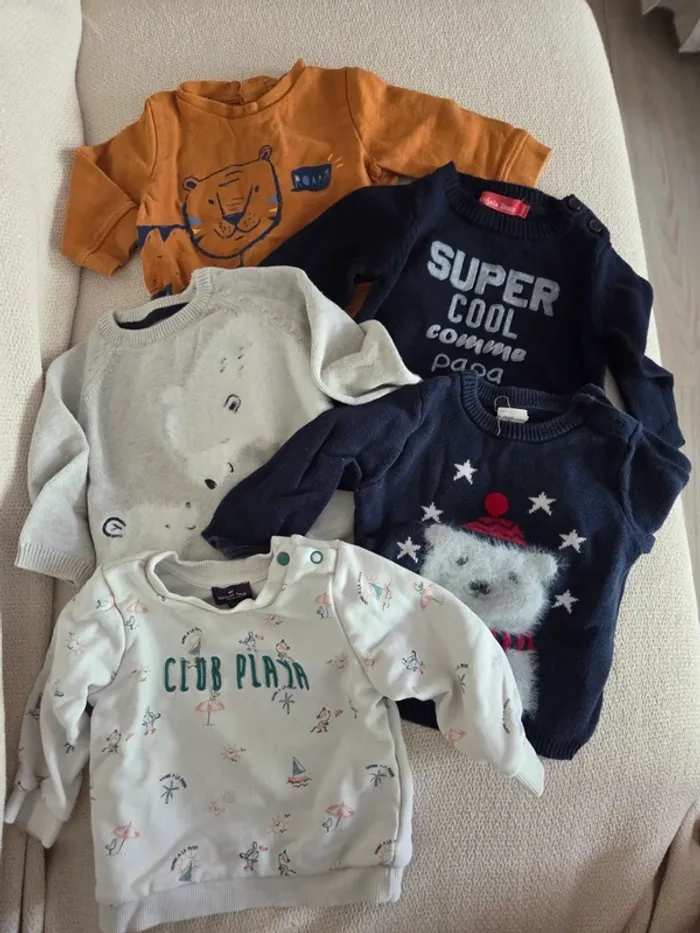 Lot 5 pulls 6 mois - photo numéro 2