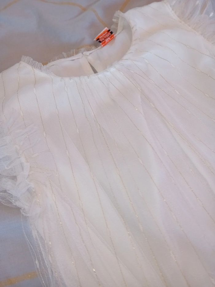 Robe blanche et doré taille 14 ans - photo numéro 3