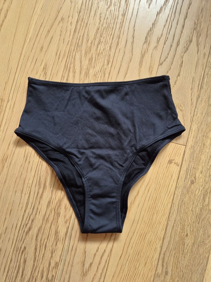 Maillot de bain menstruel Athena XS, neuf 👙