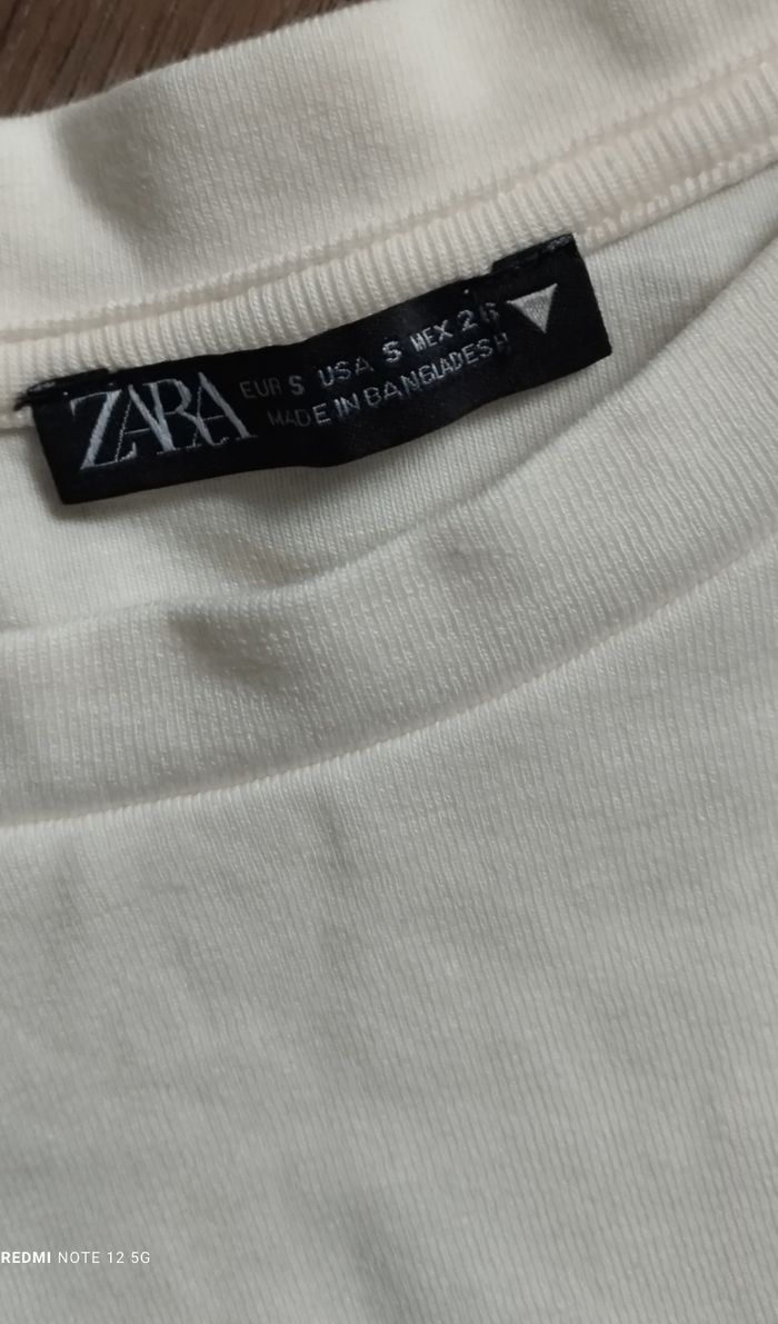 Top court manches longues Zara - photo numéro 2