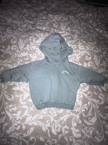 Sweat à capuche 18 mois