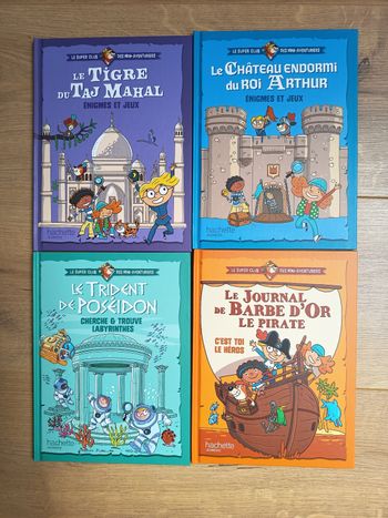 Lot de 4 livres albums enfants, Le super club des mini-aventuriers, Mac Donald's, Éditions Hachette Jeunesse, NEUF