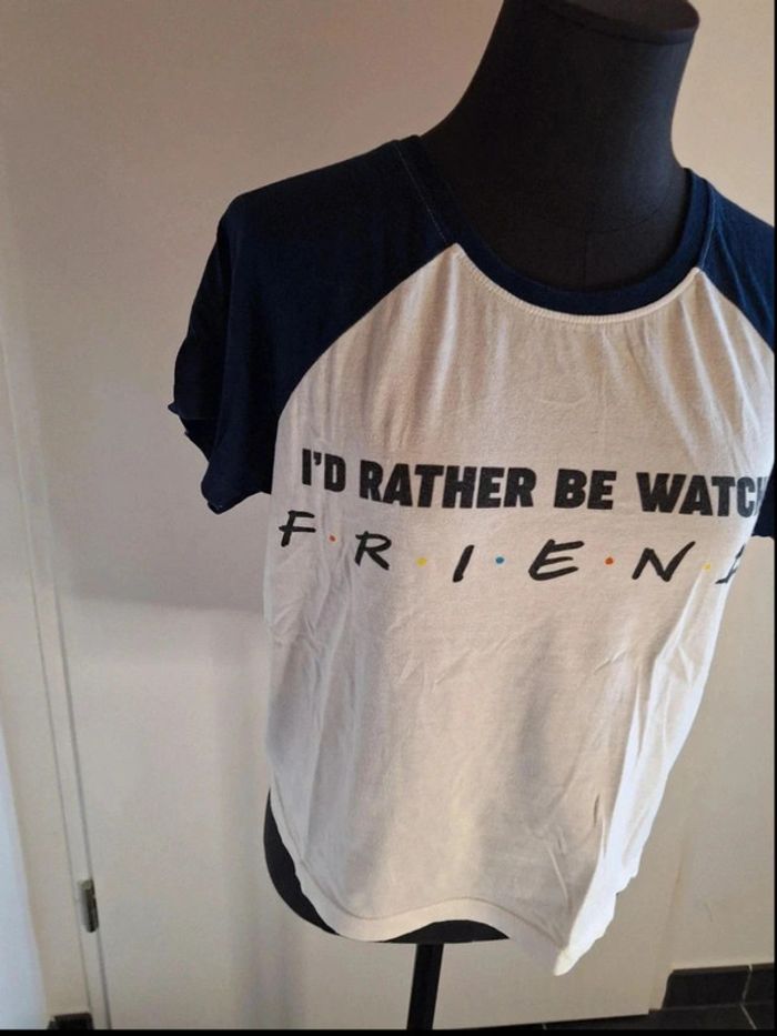 T-shirt Friends pour femme taille XS Marque Friends très bon état - photo numéro 2