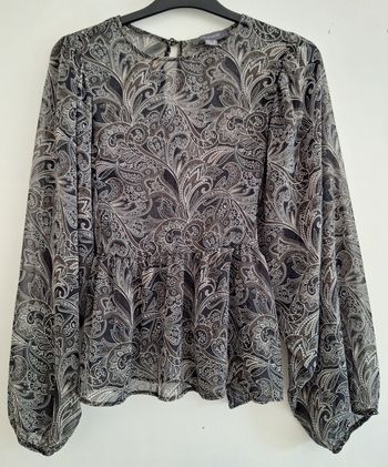 Superbe blouse transparente imprimée