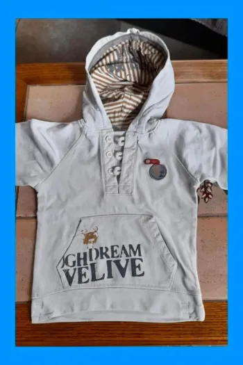 Sweat à capuche Taille 4 ans