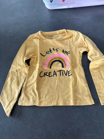 TEE shirt