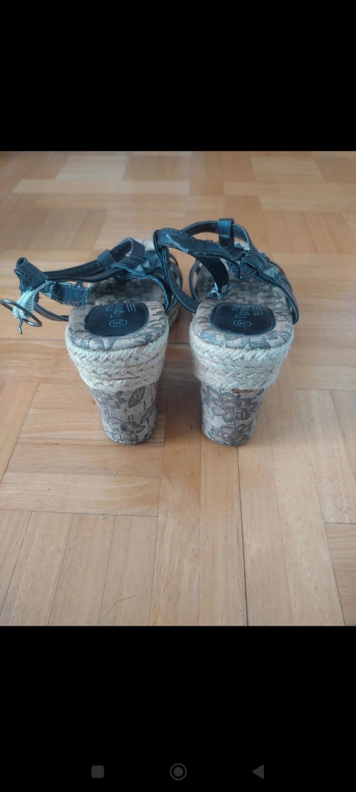 Chaussure - photo numéro 5