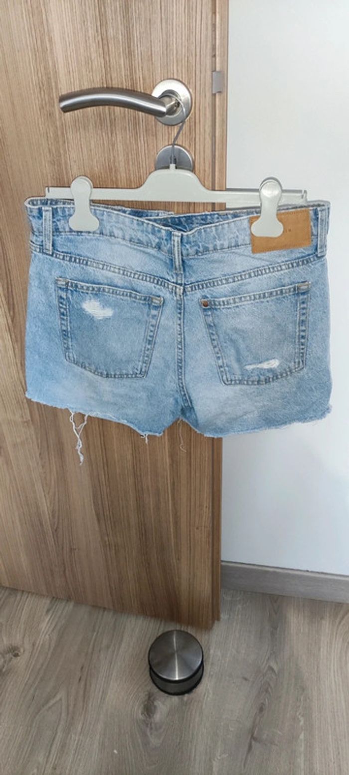 Short jean's - photo numéro 2