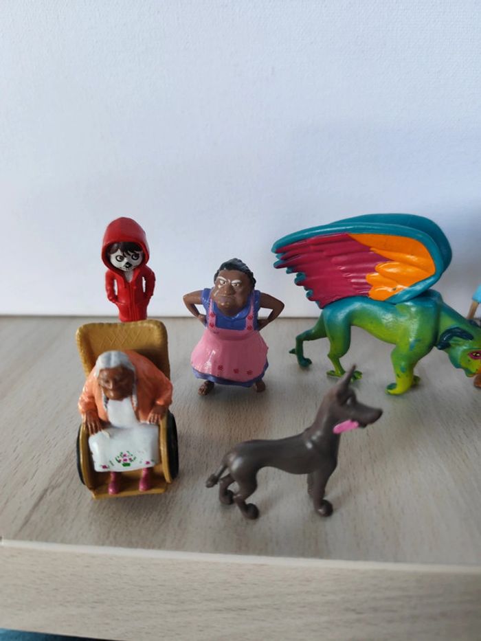 Figurines coco Disney - photo numéro 2