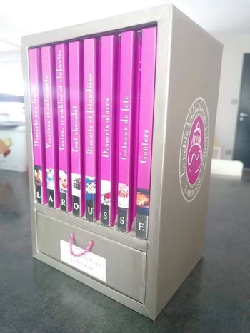 Bibliothèque pâtissière