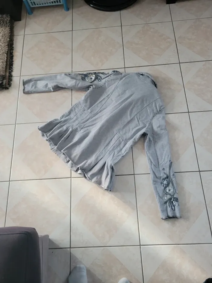 Jolie veste taille M - photo numéro 6