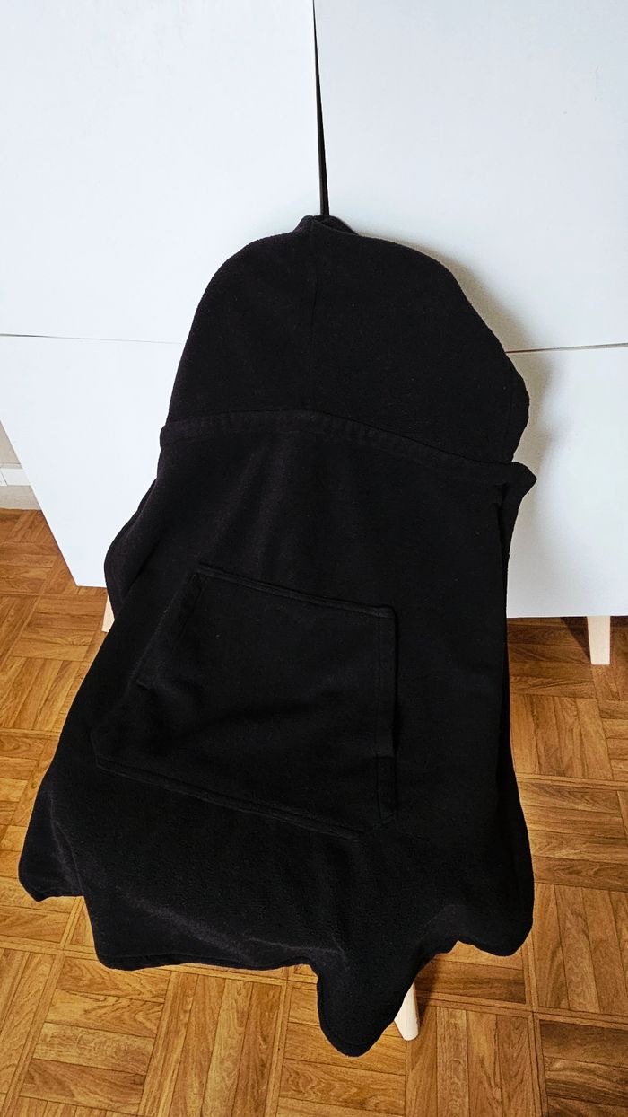 Cape couverture porte bébé - photo numéro 2