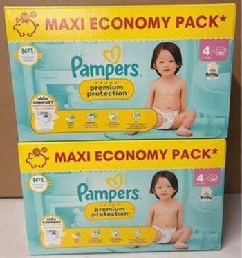 2 cartons de couches Pampers taille 4
