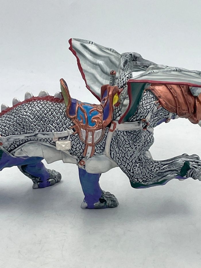 Figurine Papo World Fantasy Dragon Destrier Argent N•38937 - photo numéro 6