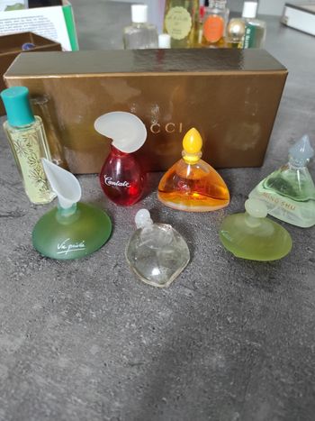 Lot de 7 miniatures Parfum Yves Rocher 
