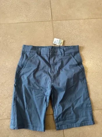 Short bleu Chino Primark 12/13 ans ,neuf