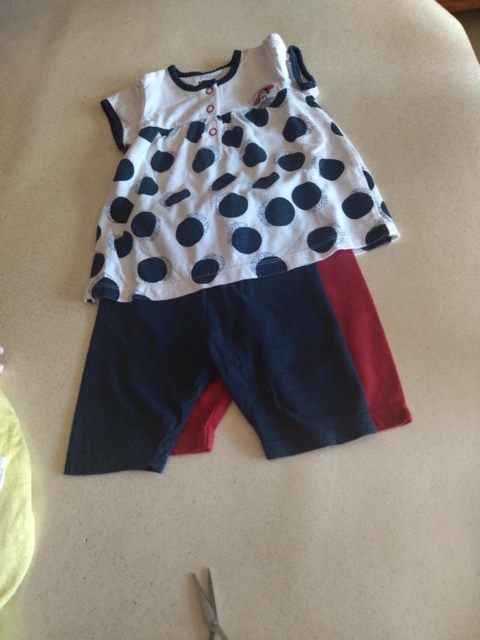 Lot pour bébé fille de 6 mois. Très bon état. - photo numéro 3