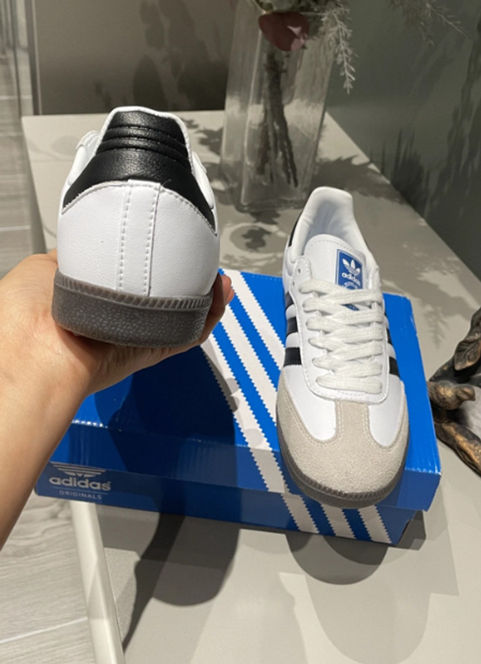 Baskets Adidas taille 36 - photo numéro 5