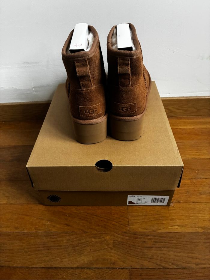 UGG Classic Ultra Mini Platform - photo numéro 2