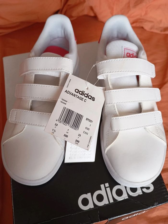 Neuf adidas 💖 basket a scratch pointure 33 rose et blanc advantage C - photo numéro 3