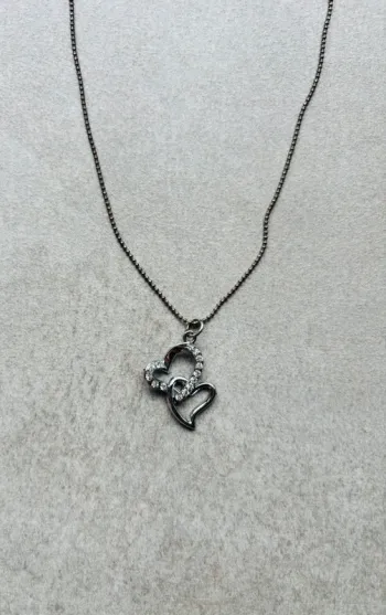 Magnifique collier cœurs