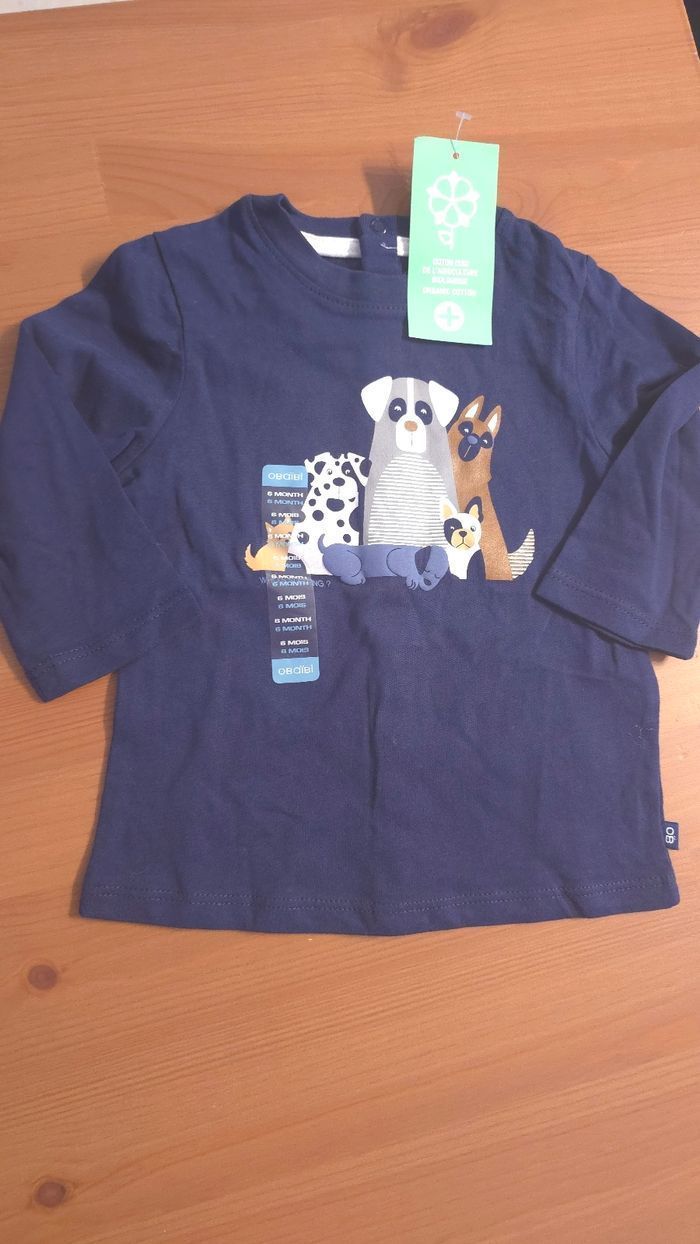 (Neufs non portés) 🏷💙😍🥰 superbes  teeshirts ml 6 mois garçon 😍🥰💙 - photo numéro 5