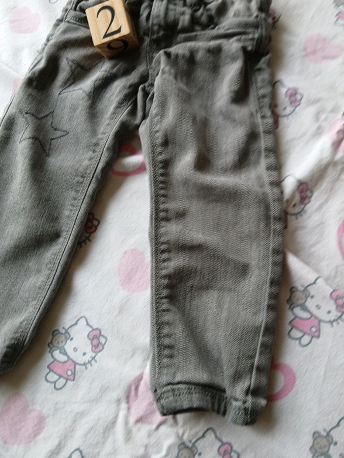 Jeans 2 ans - photo numéro 2