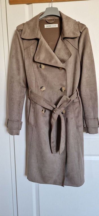 Manteau léger forme trench en suédine 