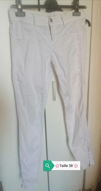 🌸Jean blanc slim zip bas de jambe Taille 38 "Benetton" 🌸