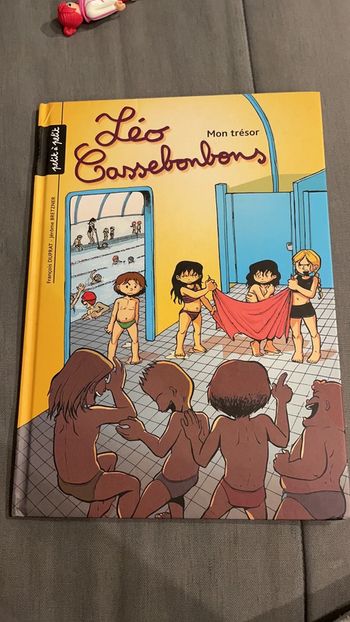 Bd Léo cassebonbons