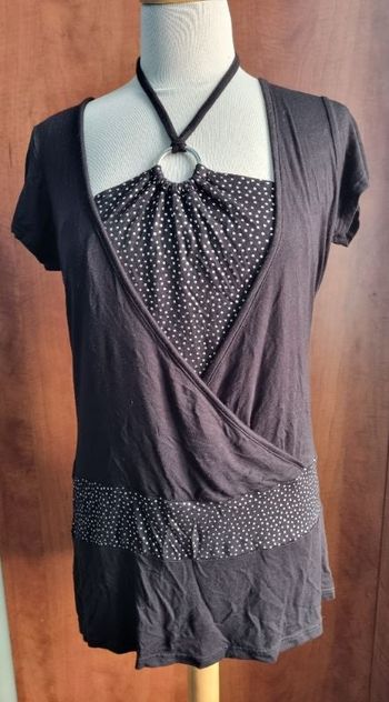 Blouse  taille 46/48 noir avec pois argenté