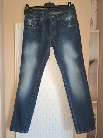 Jean homme slim fit neuf effet used piazza Italia étiquette vente enlevée 42 France (46 Italie)