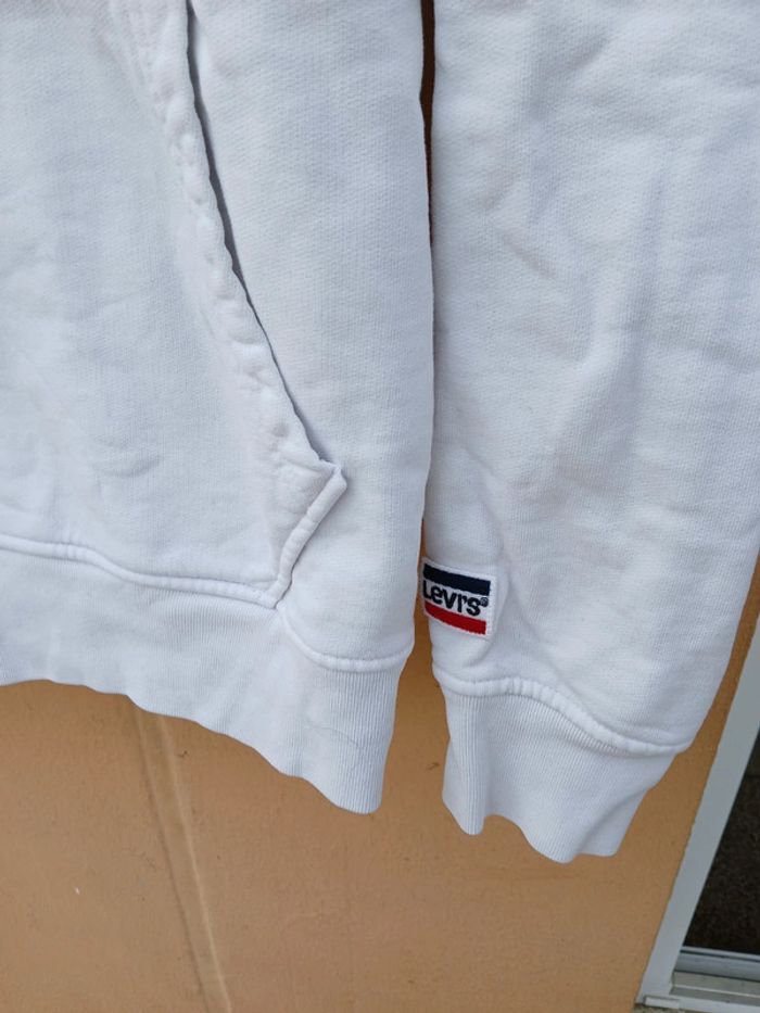 Pull levis - photo numéro 3